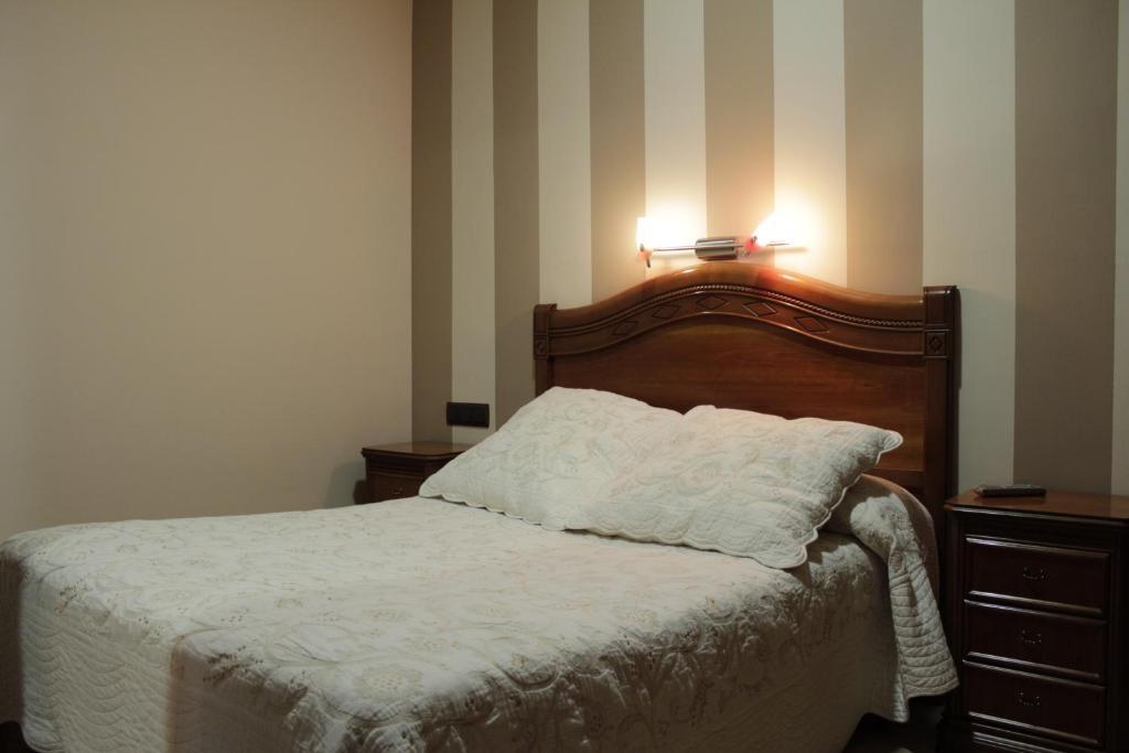 Hostal Ana Belen Мадрид Екстер'єр фото
